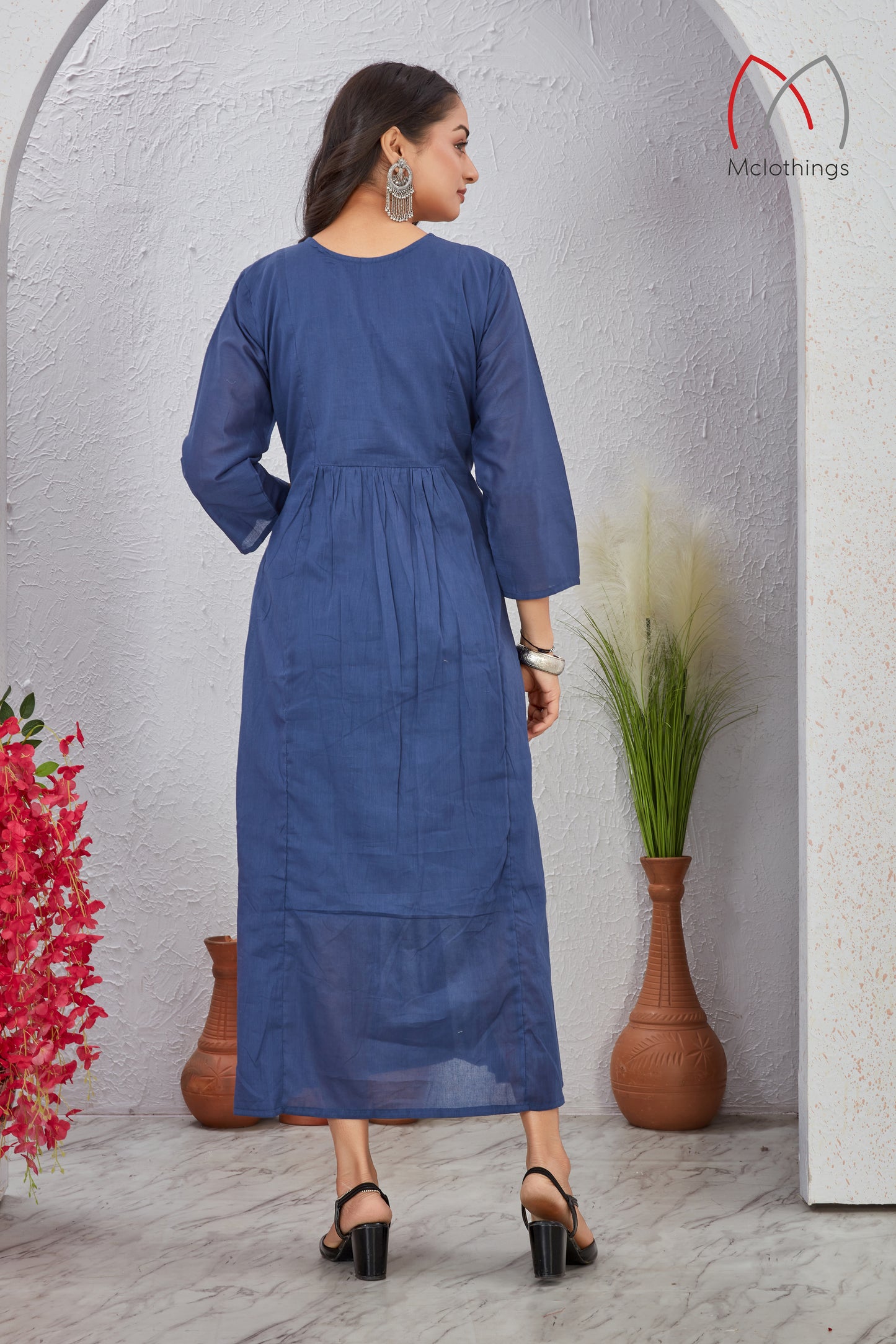 2520 (GOWN)