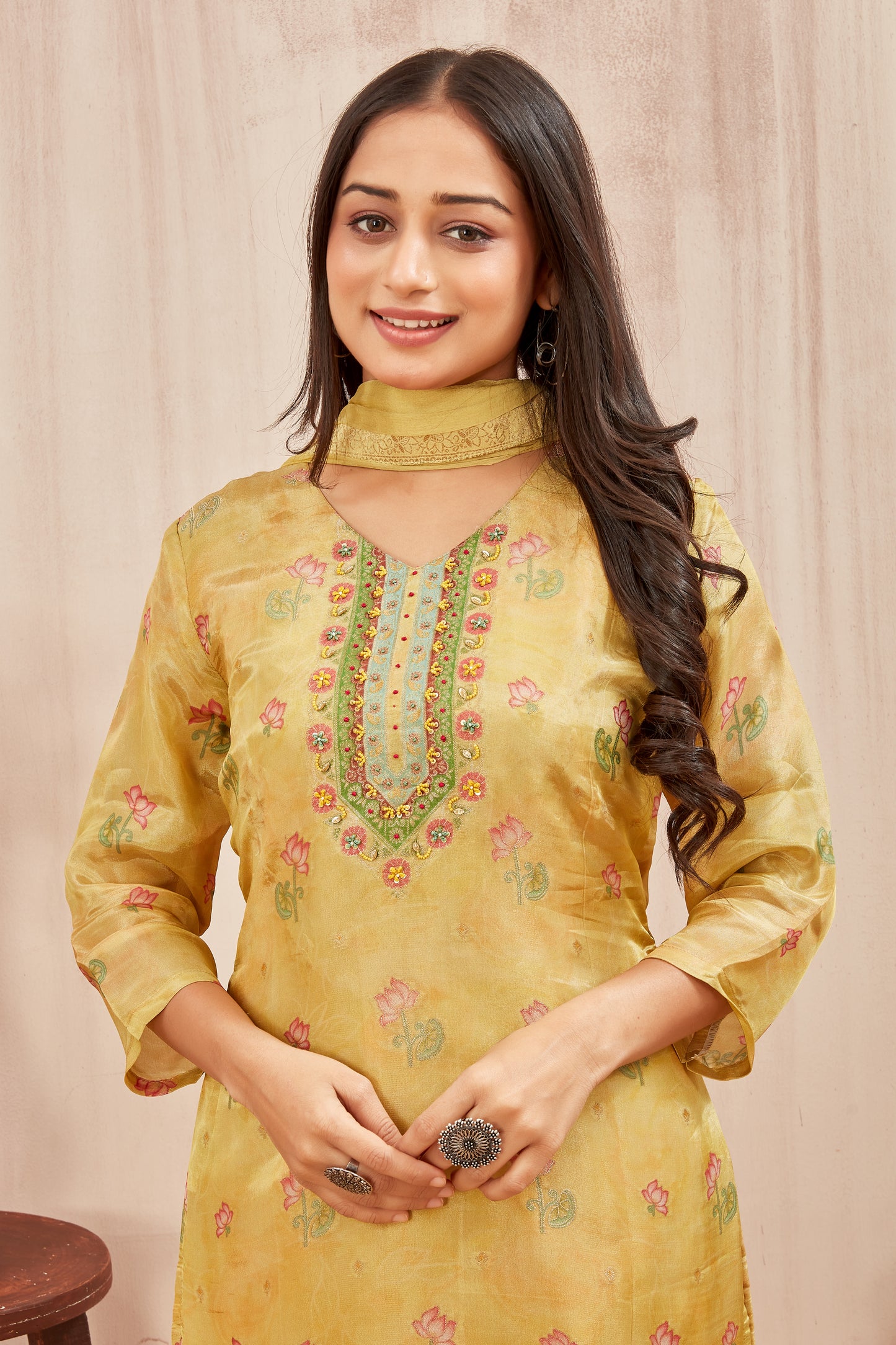 Position Jacquard Kurta Set